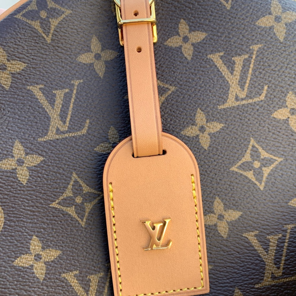 Sold Louis Vuitton Boite Chapeau Mm - Picture 7 of 15